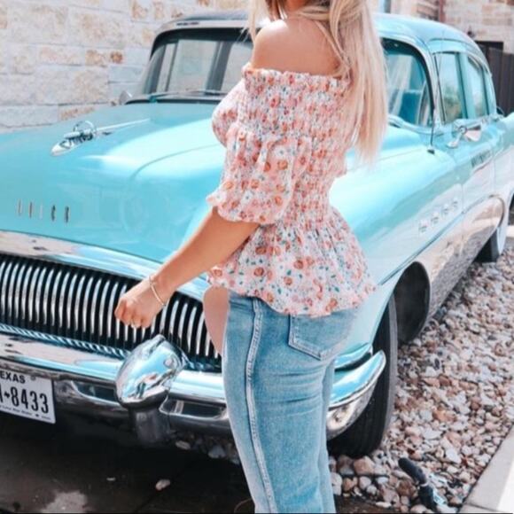 Socialite Tops - Socialite Ruched Peplum Waist Floral Off Shoulder